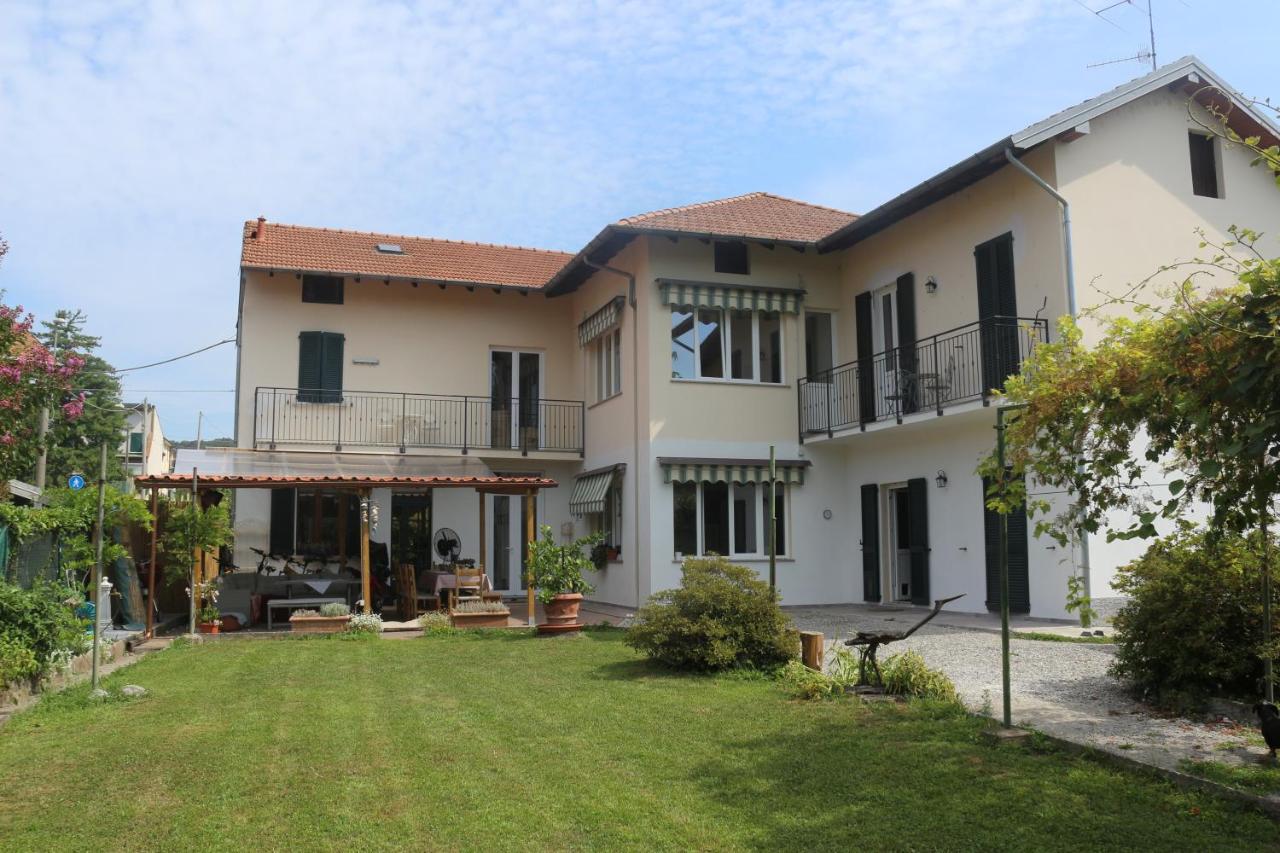 Dragonfly Appartamento Blu Angera Exterior photo