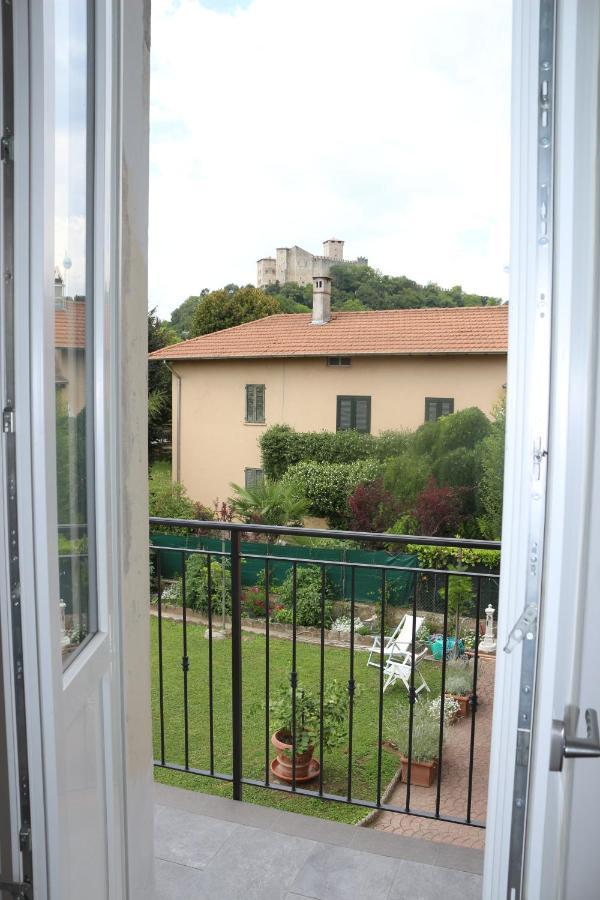 Dragonfly Appartamento Blu Angera Exterior photo